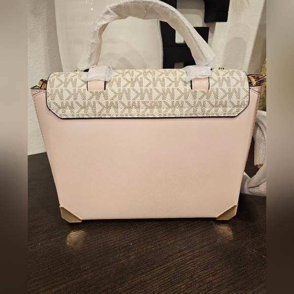 Michael kors Manhattan medium leather logo satchel bag. - Picture 4 of 10